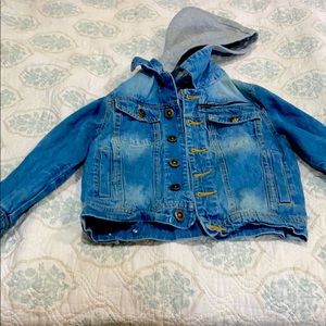 I’m selling a kids Jean jacket